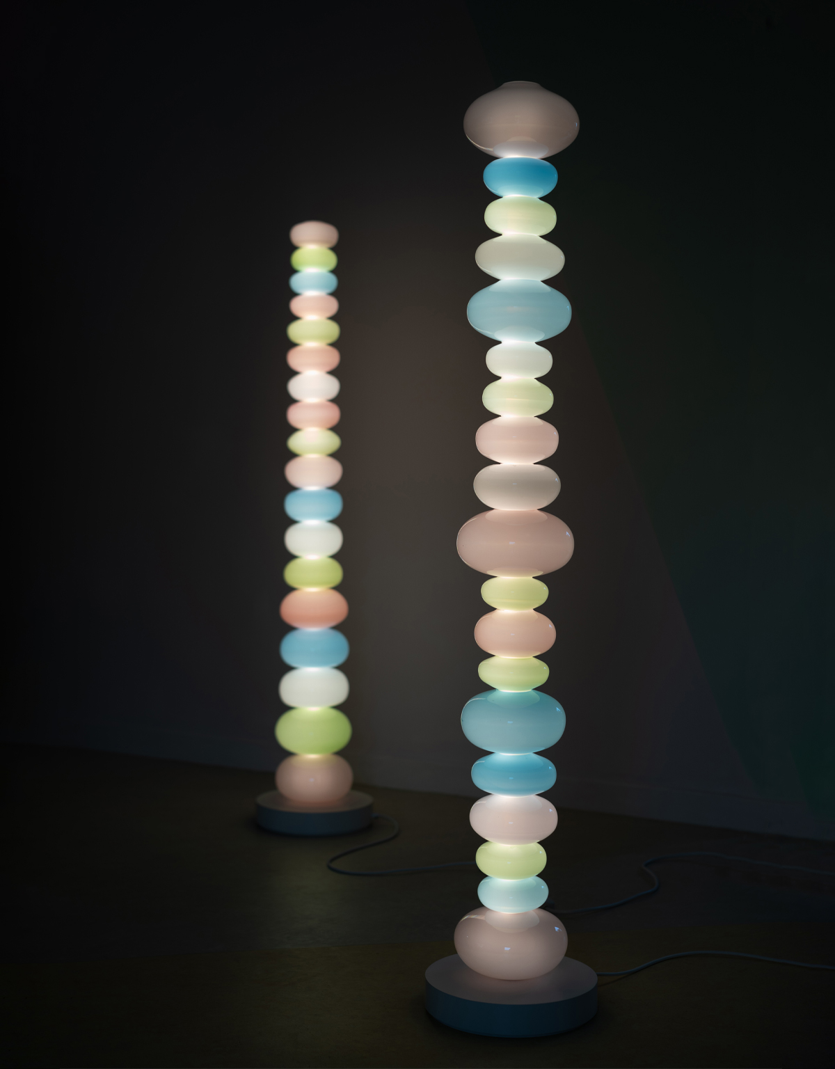 Curiousa-pastel-glass-floor-lamp-glowbule