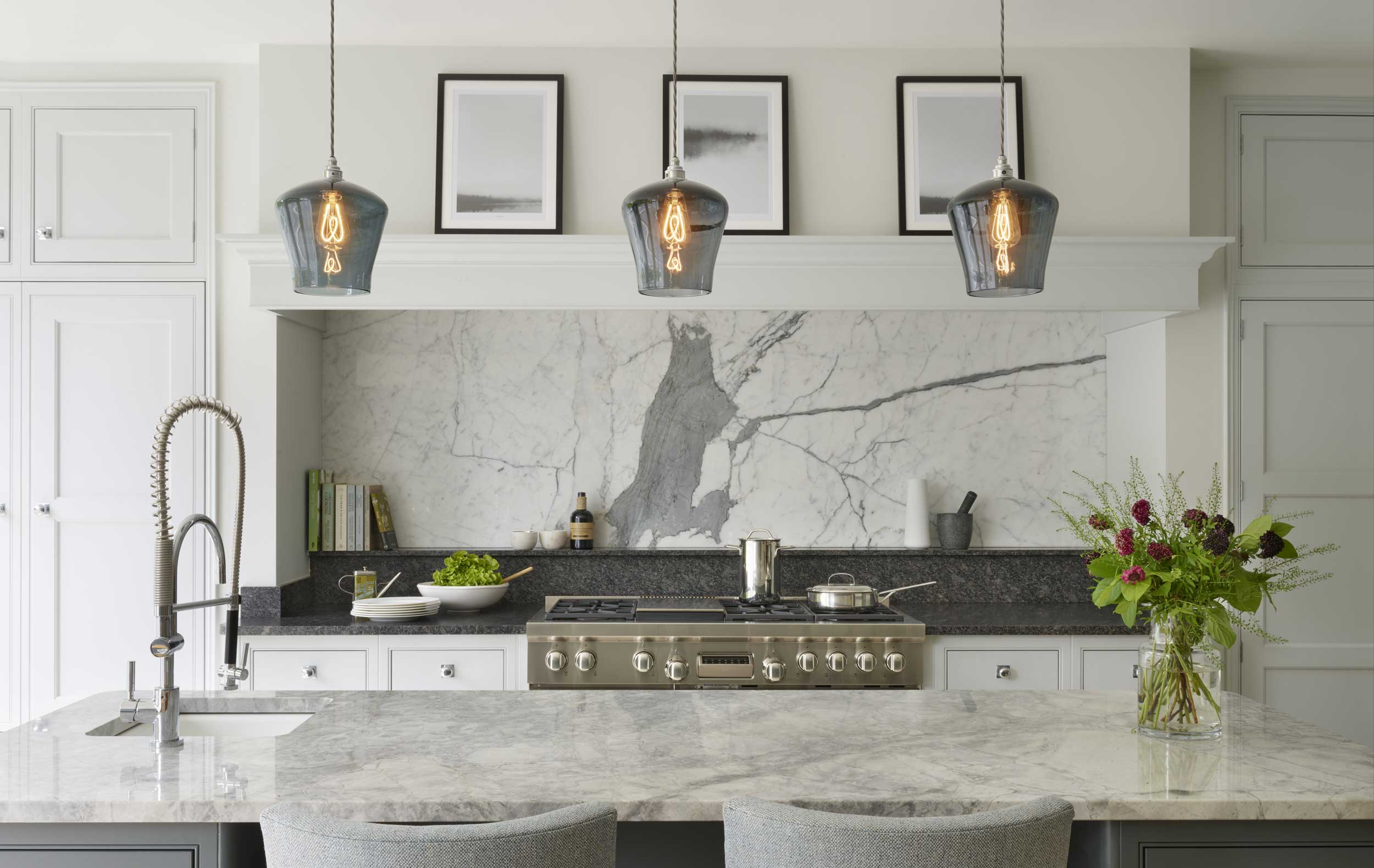 18-classic-traditional-slate-grey-glass-kitchen-pendants-trio