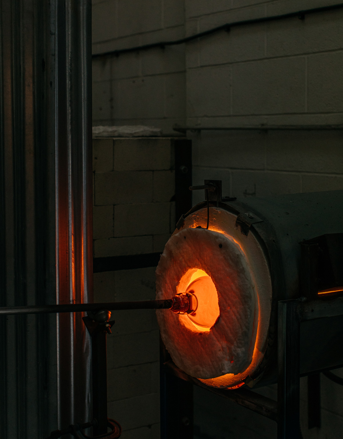 handmade-handblown-glass-lighting-made-in-england