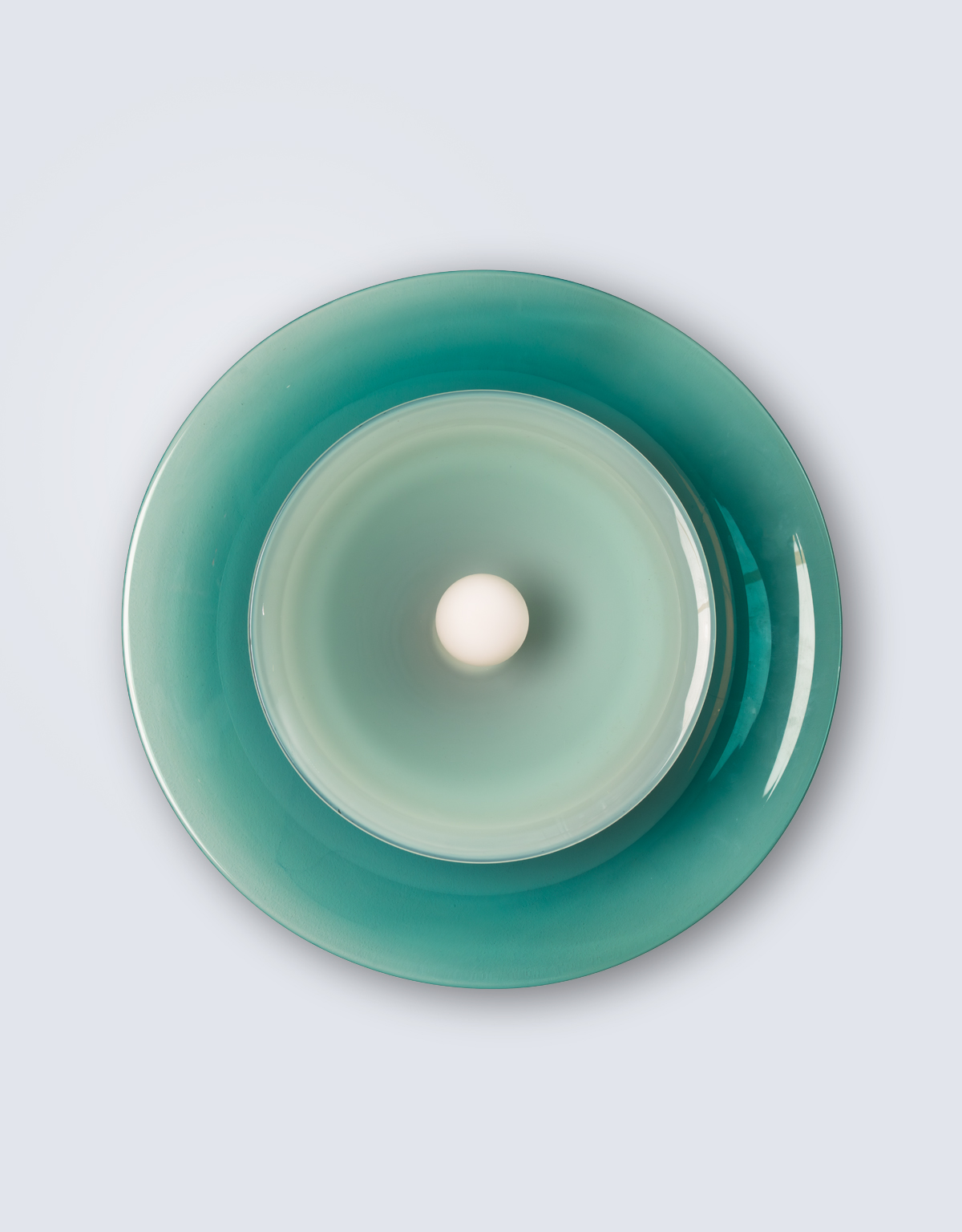 layered-green-handmade-glass-plate-bathroom-wall-light