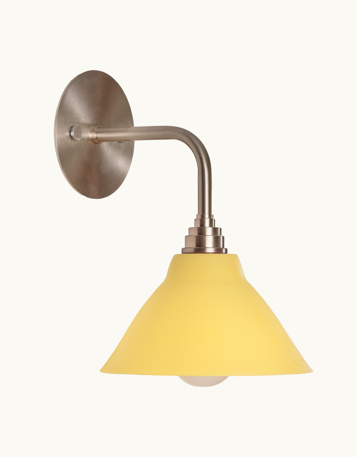 porcelian-yellow-ceramic-side-glowing-wall-light