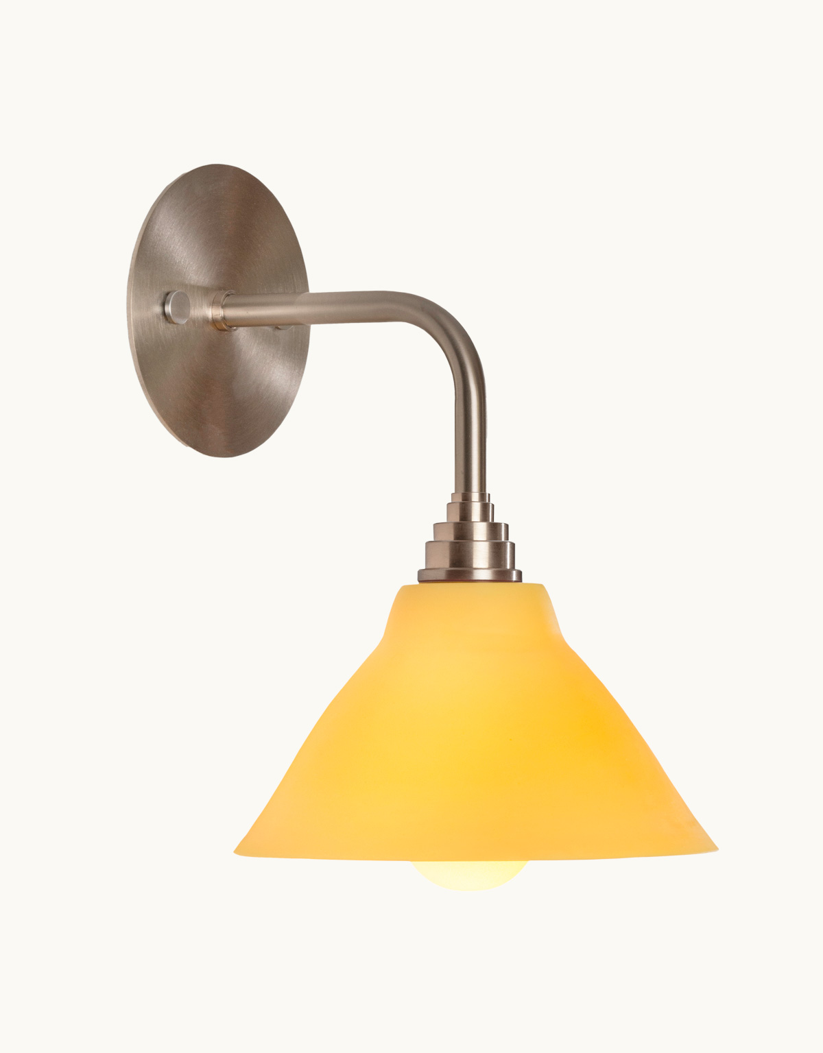 porcelian-yellow-ceramic-side-glowing-wall-light2